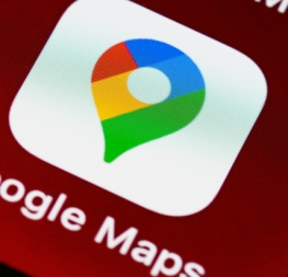 Google Maps: how to activate speed limit warnings