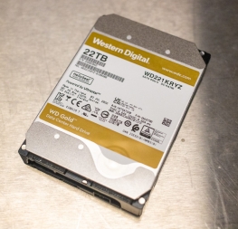 WD Gold 22TB HDD Review